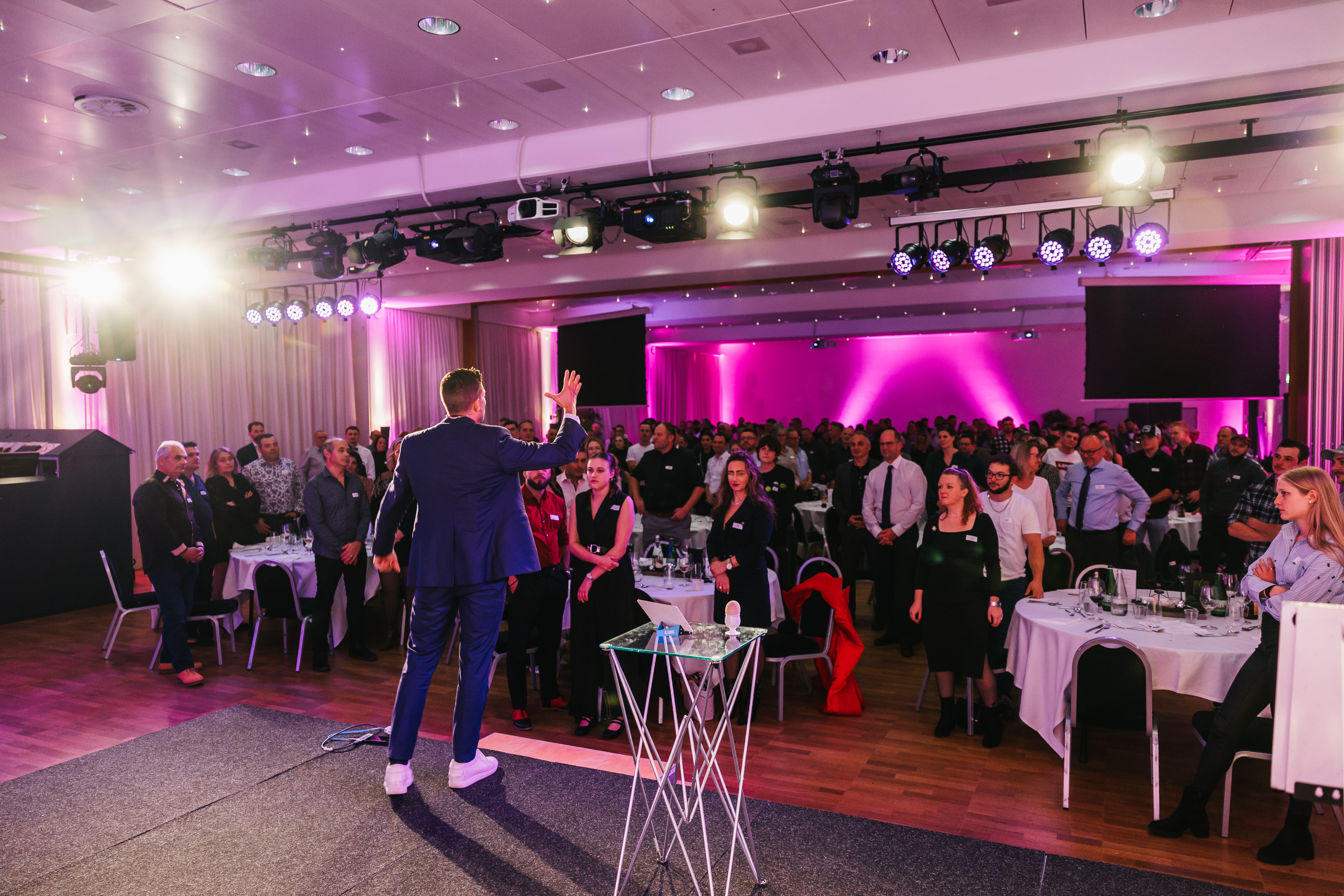 hagedorn xmas25 0818