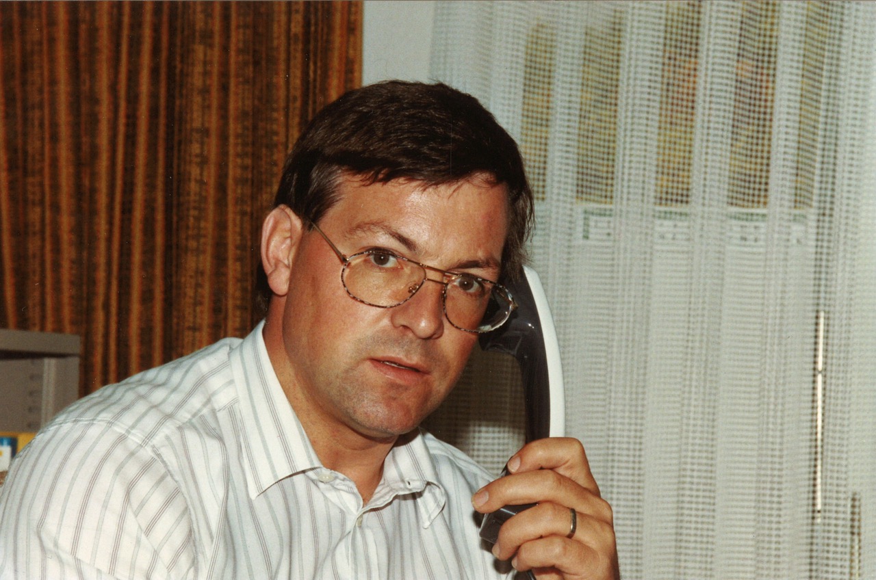 1975