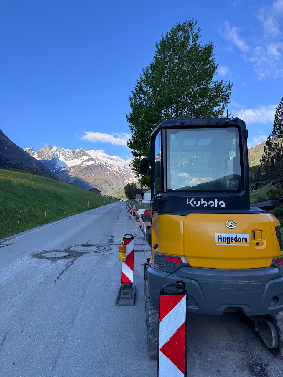 Sportbahnen-Chappelen, 8767 Elm
